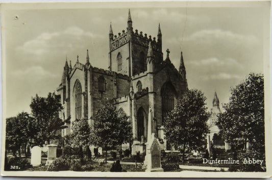 Old Postcard Of Dunfermline Abbey