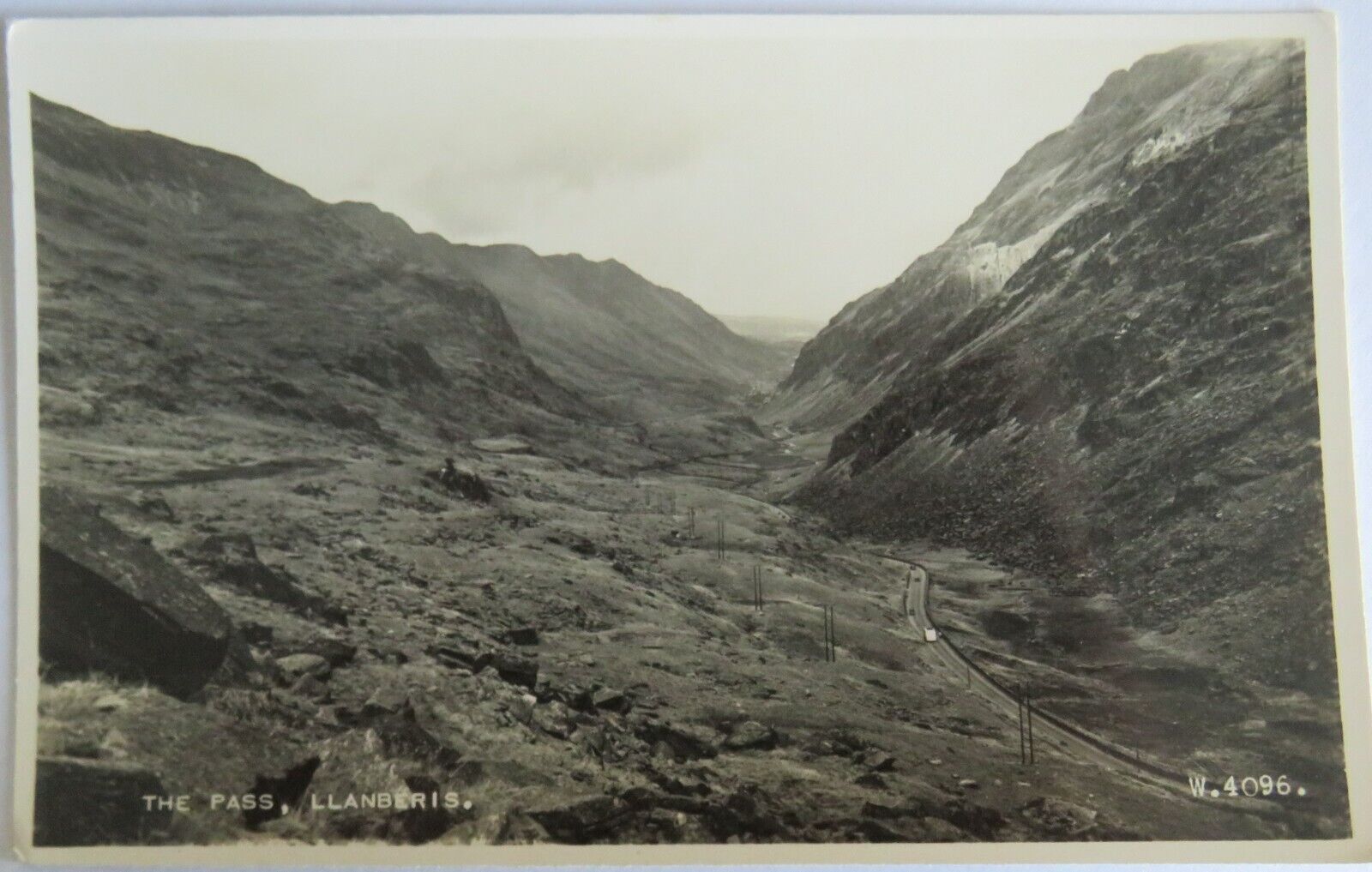 Old Postcard of The Pass, Llanberis - Ref : 1025