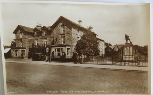 Old Postcard of National Hotel and War Memorial, Dingwall - Ref : 1027