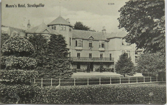 Old Postcard of Munro's Hotel, Strathpeffer 1909  - Ref : 1010