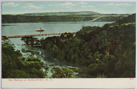 Old Postcard of The Hudson at Marlboro, N.Y. - Ref : 1010