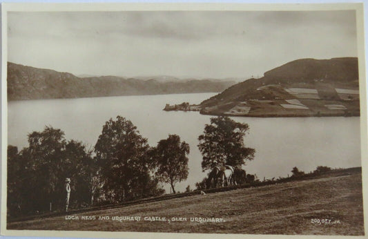 Old Postcard of Loch Ness and Urquhart Castle, Glen Urquhart -  Ref : 1023