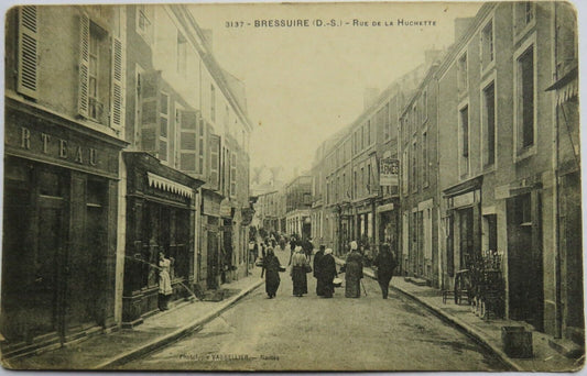 Old Postcard of Bressuire - Rue de la Huchette