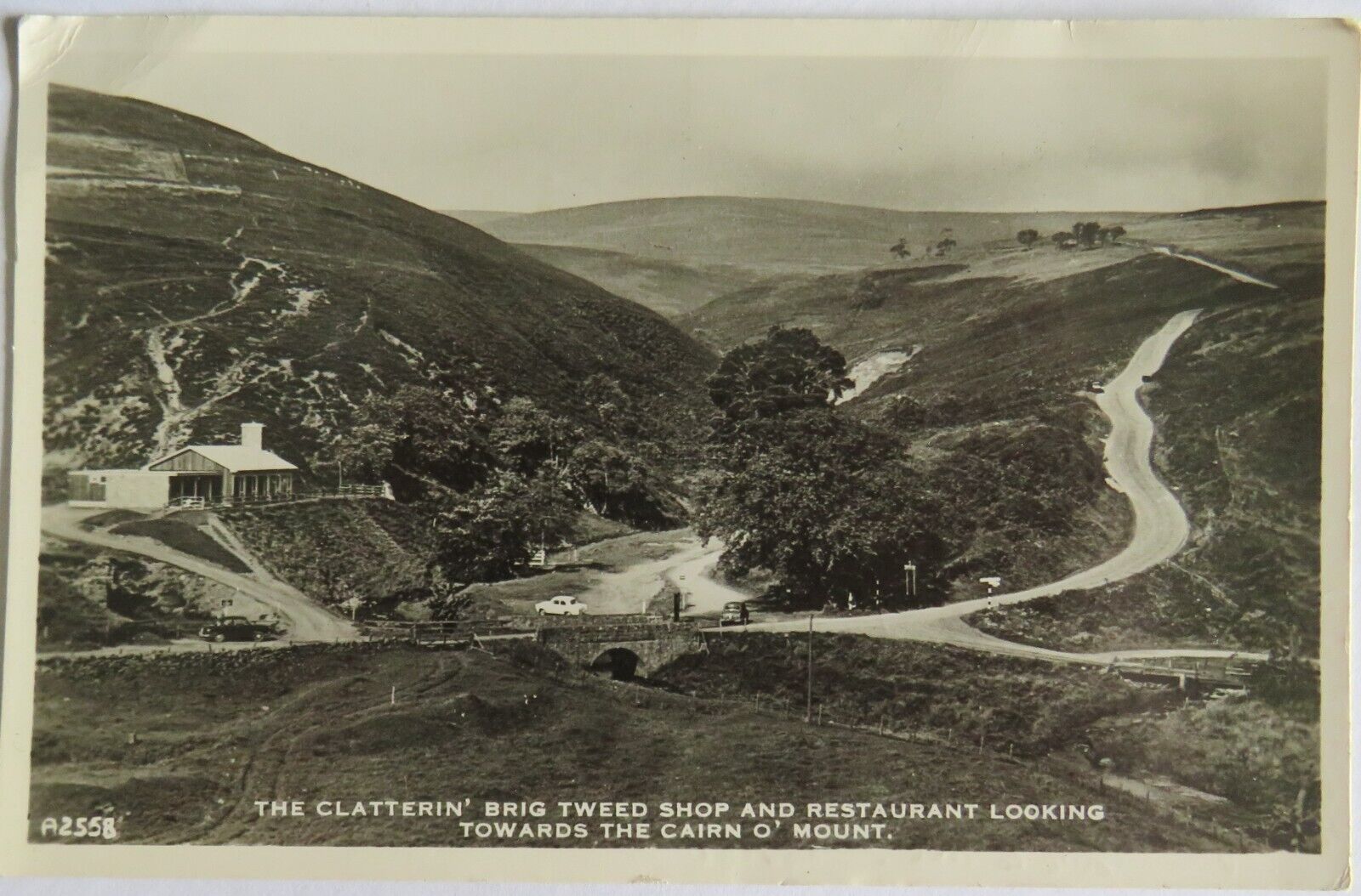 Old Postcard of The Clatterin Brig Tweed Shop Cairn O' Mount  - Ref : 1003