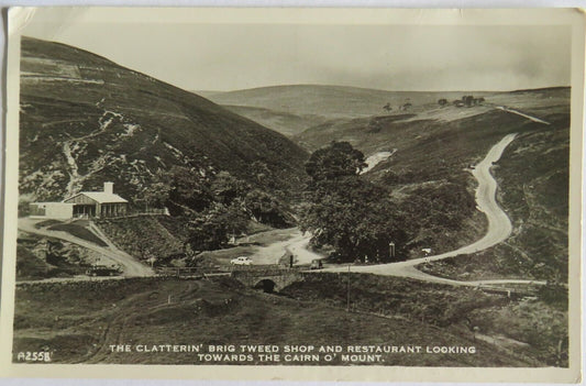 Old Postcard of The Clatterin Brig Tweed Shop Cairn O' Mount  - Ref : 1003