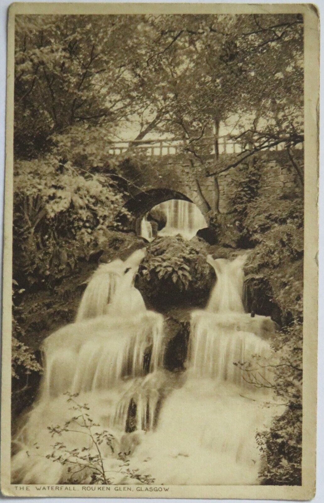 Old Postcard of The Waterfall, Rouken Glen, Glasgow - Ref : 1010