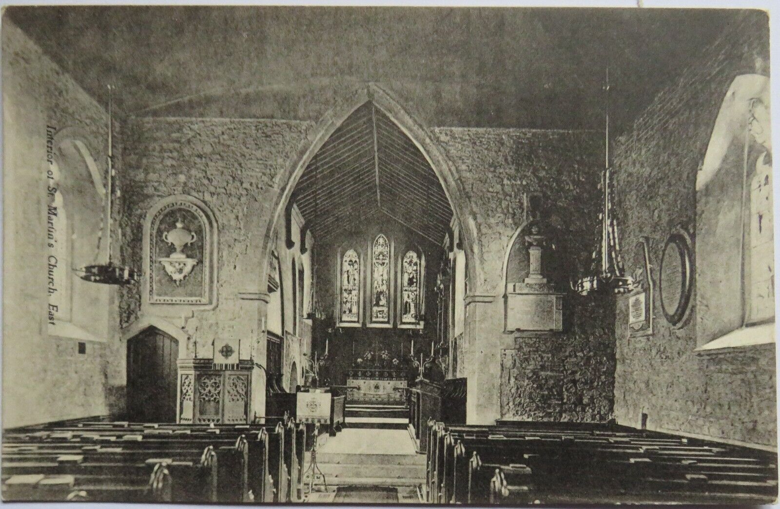Old Postcard of Interior of St Martin's Church East - Ref : 1036