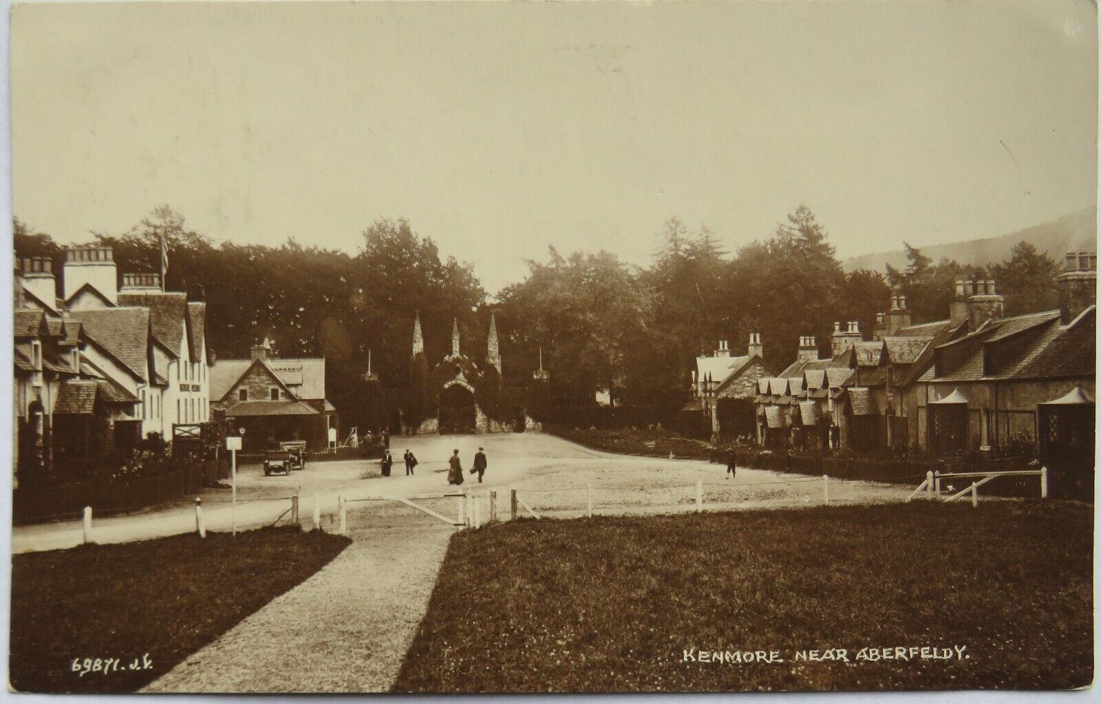 Old Postcard Of Kenmore Near Aberfeldy 1924