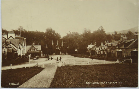 Old Postcard Of Kenmore Near Aberfeldy 1924