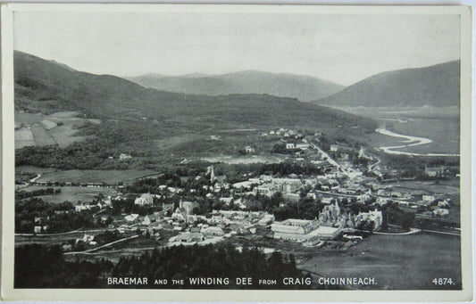 Old Postcard Of  Braemar and the Winding  Dee From Craig Choinneach - Ref : 1001