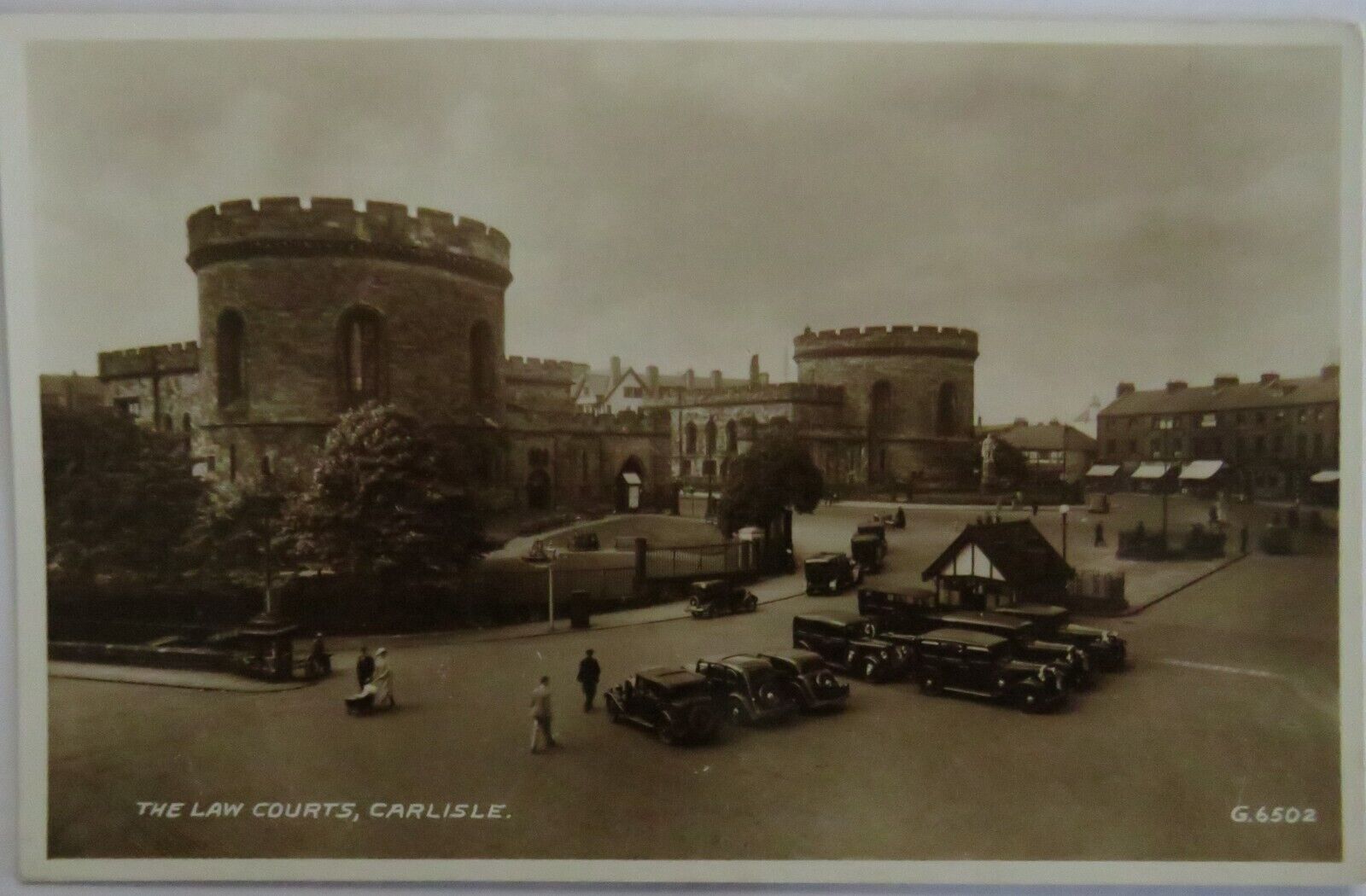 Old Antique Postcard Of The Law Courts, Carlisle - Ref : 1040