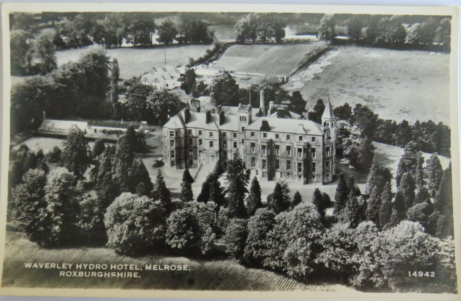 Old Postcard On Waverley Hydro Hotel, Melrose, Roxburghshire - Ref : 1028