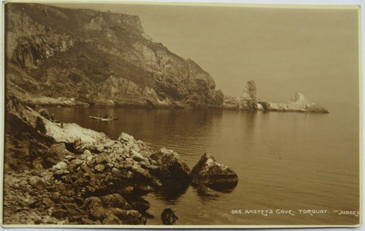 Old Postcard of Amsteys Cove, Torquay