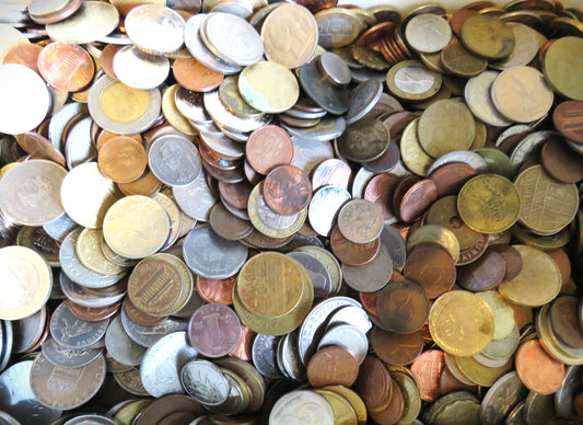 A Good Selection of 500 World Coins, Europe, America,
