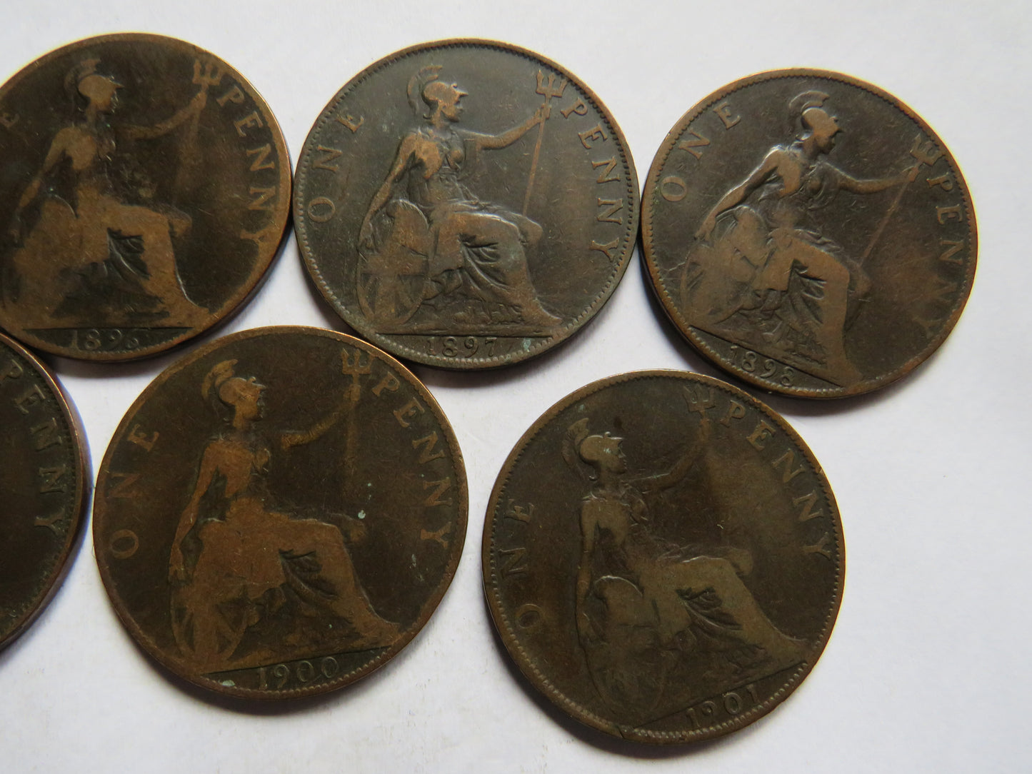 Complete Date Run of Queen Victoria Veil Head Penny Coins, 1895–1901 - Seven Coin Set