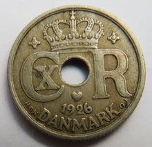 Load image into Gallery viewer, 1926 Denmark 10 Ore Coin
