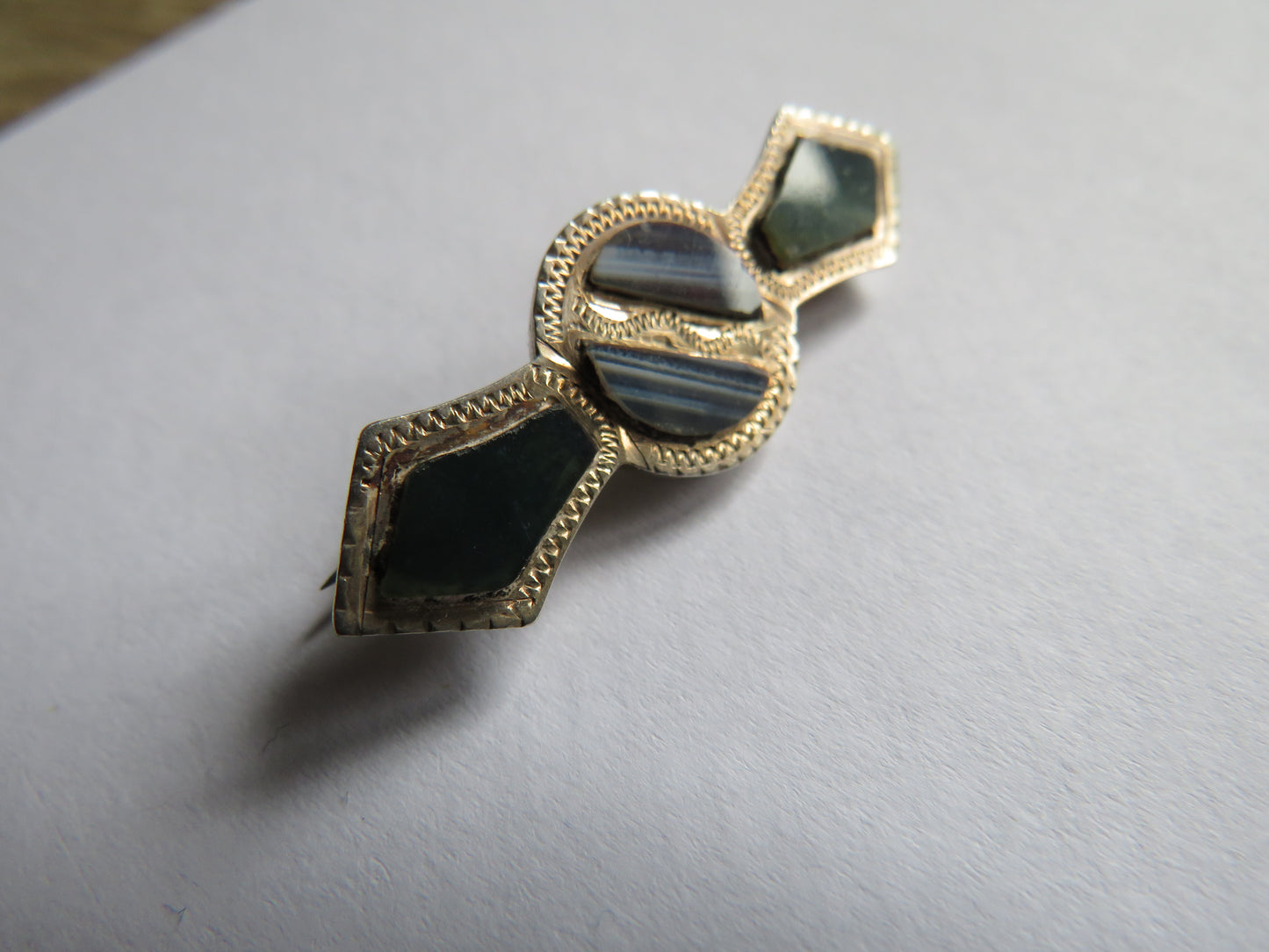 Vintage Scottish Sterling Silver & Agate Brooch