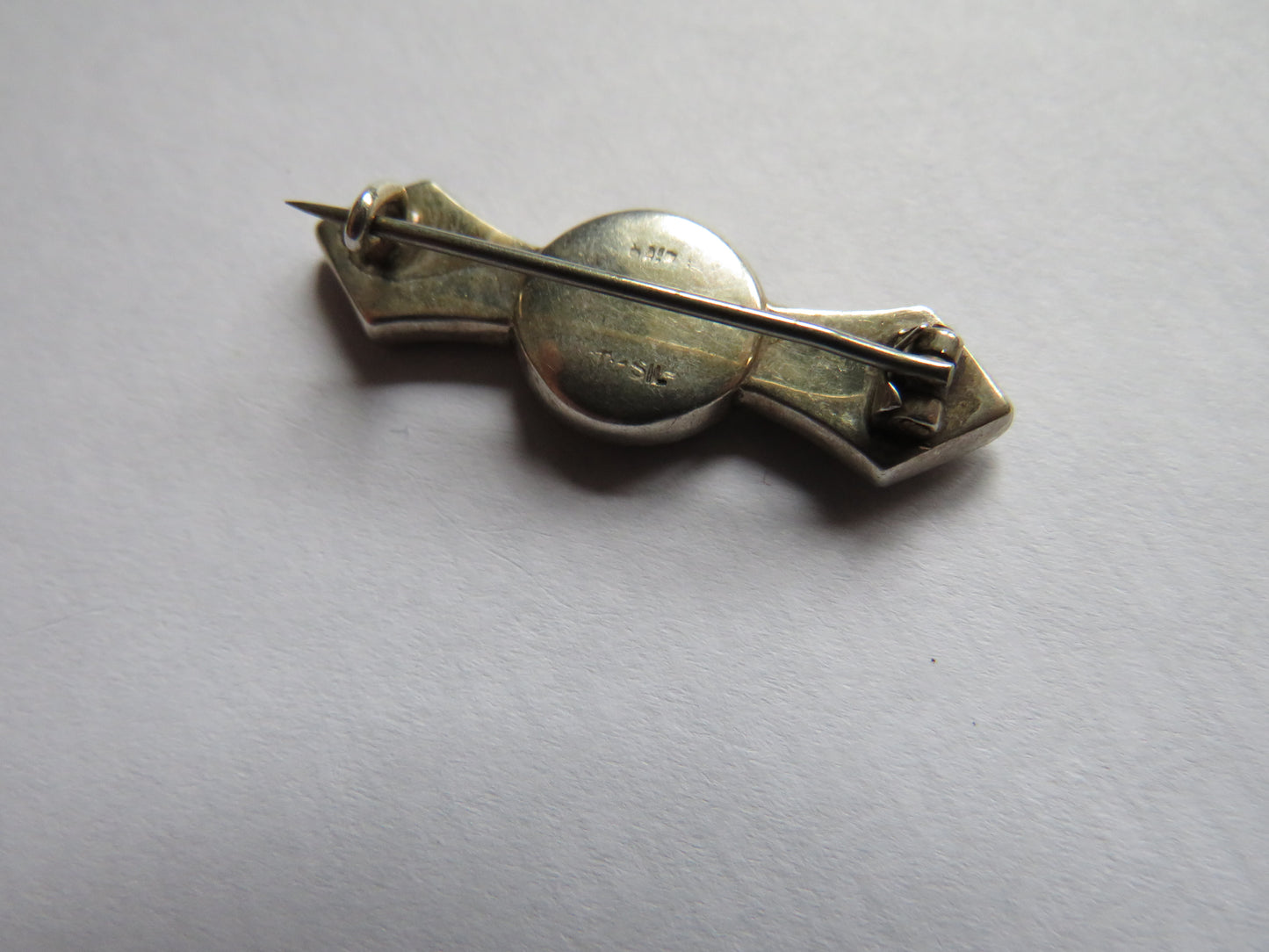Vintage Scottish Sterling Silver & Agate Brooch