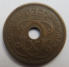 Load image into Gallery viewer, 1930 Denmark 5 Ore Coin
