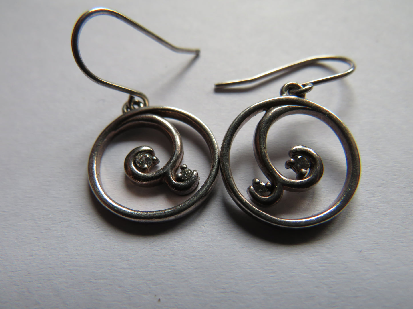Stylish Pair of Ladies Sterling Silver Earrings