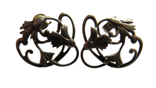 Vintage Pair of Ladies Silver Earrings