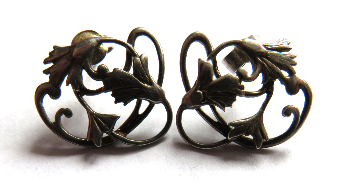Vintage Pair of Ladies Silver Earrings