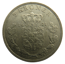 Load image into Gallery viewer, 1971 Denmark 5 Kroner Coin
