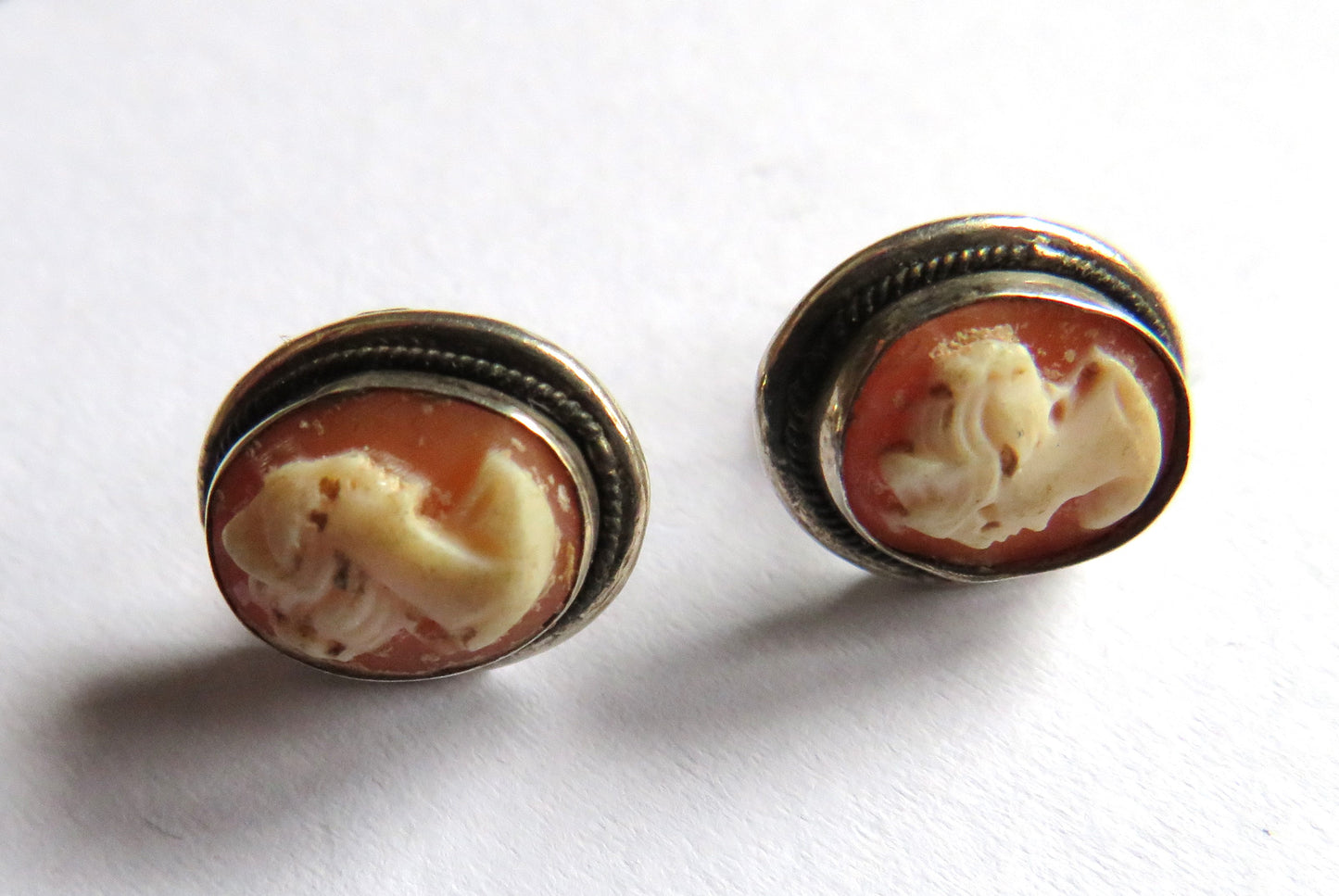 Vintage .800 Silver & Cameo Ladies Earrings