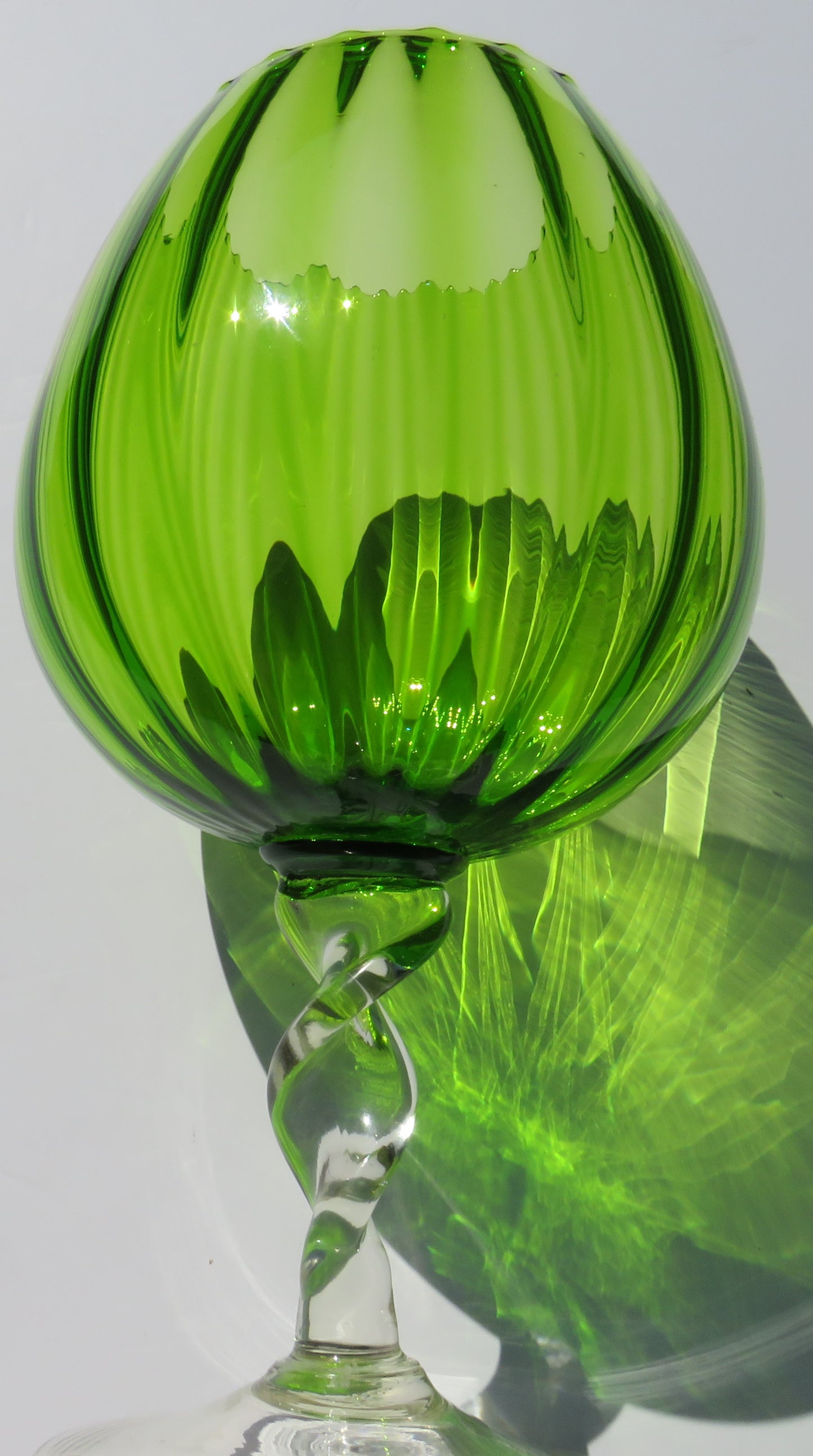 Vintage Good Quality Italian Ribbed Green Glass Vase
