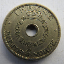 Load image into Gallery viewer, 1950 Norway One Krone Coin
