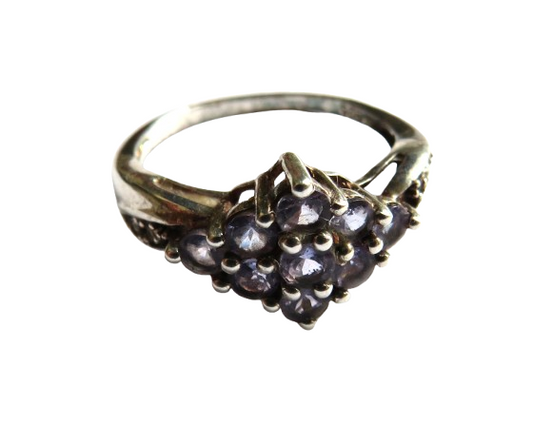 Stylish Ladies Sterling Silver & Lilac Stone Ring UK Size O & 1/2