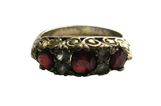 Vintage Ladies Silver & Red Stone Ring - UK Size - N & 1/2