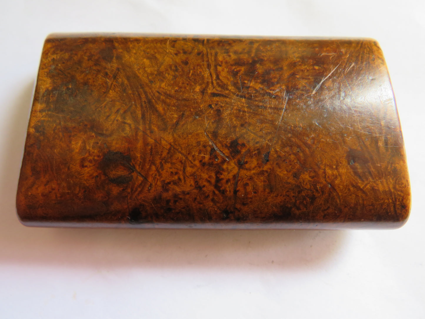 Good Quality Antique Walnut Snuff Box