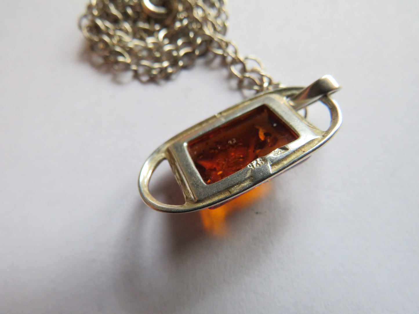 Ladies Sterling Silver Necklace & Amber Pendant