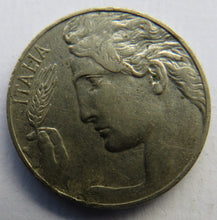 Load image into Gallery viewer, 1913 Italy 20 Centesimi Coin
