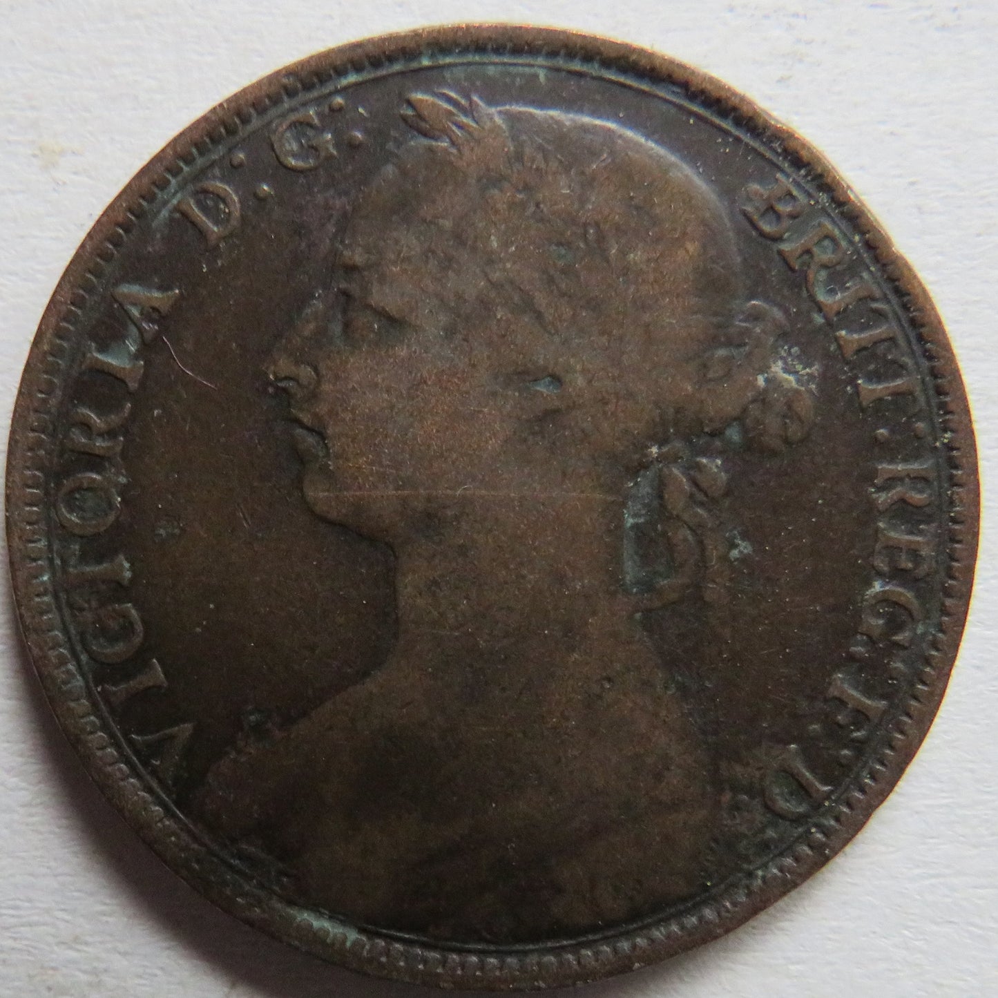 1890 Queen Victoria Bun Head One Penny Coin - Great Britain