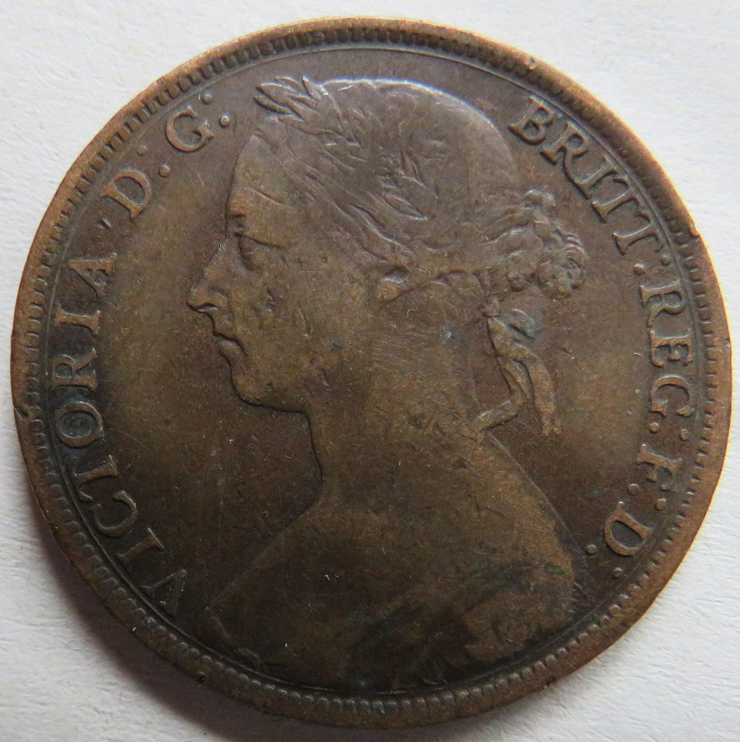 1886 Queen Victoria Bun Head One Penny Coin - Great Britain