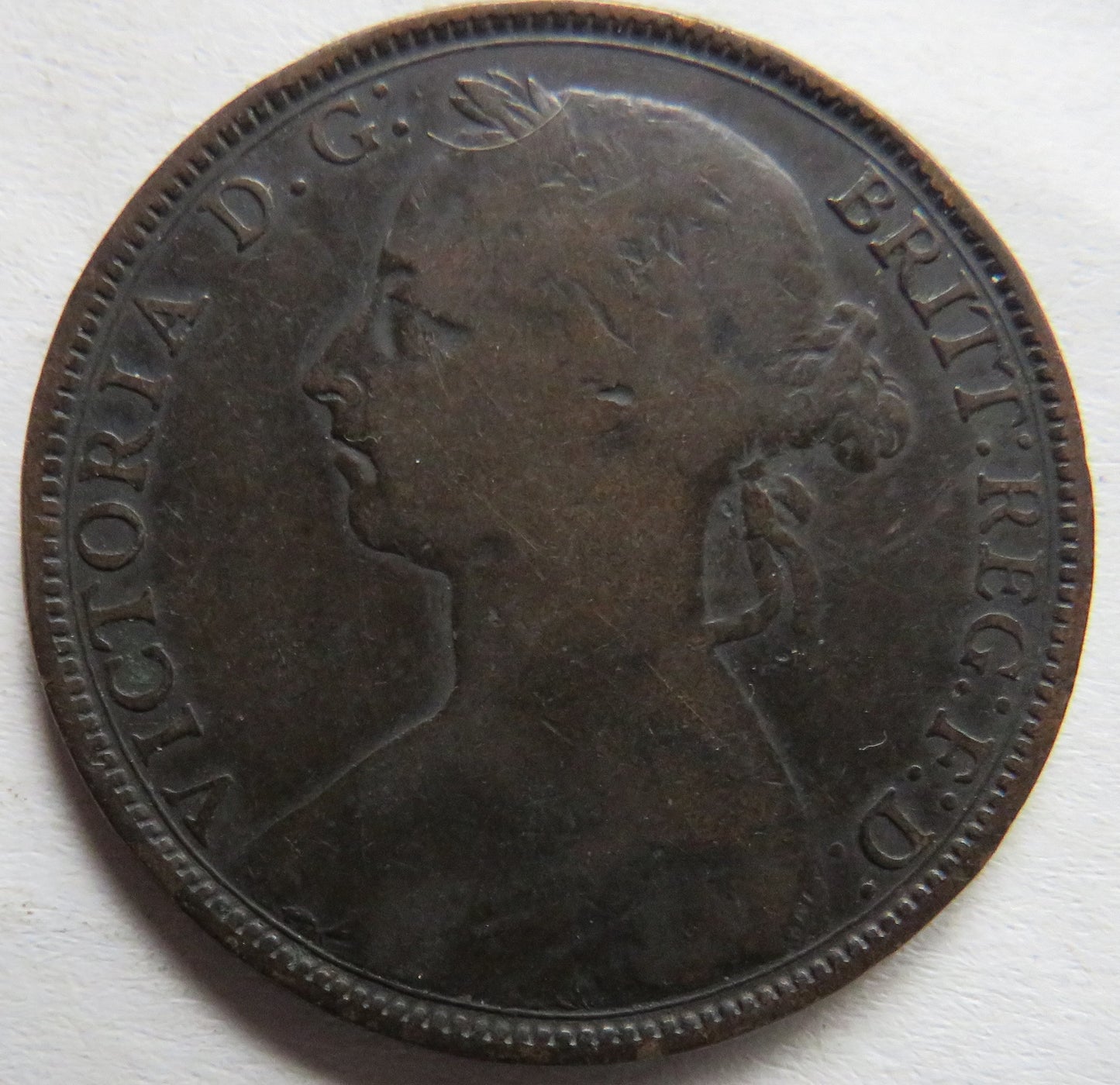 1890 Queen Victoria Bun Head One Penny Coin - Great Britain
