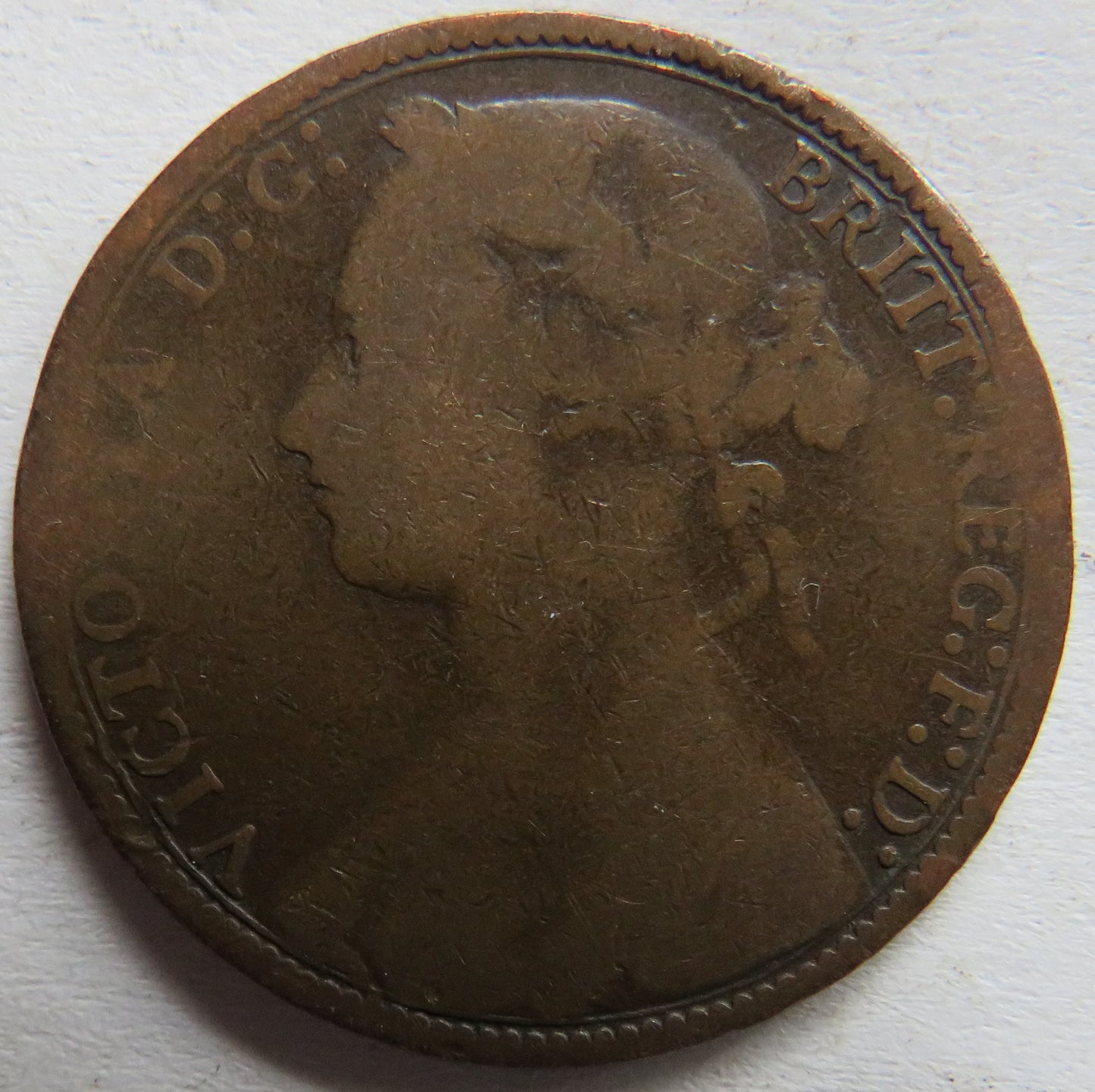 1877 Queen Victoria Bun Head One Penny Coin - Great Britain