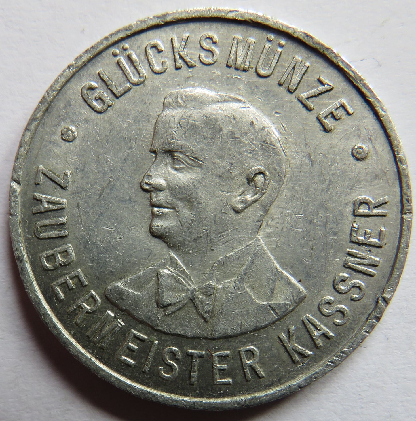 Glucksmunze Zaubermeister Kassner Vintage German Token