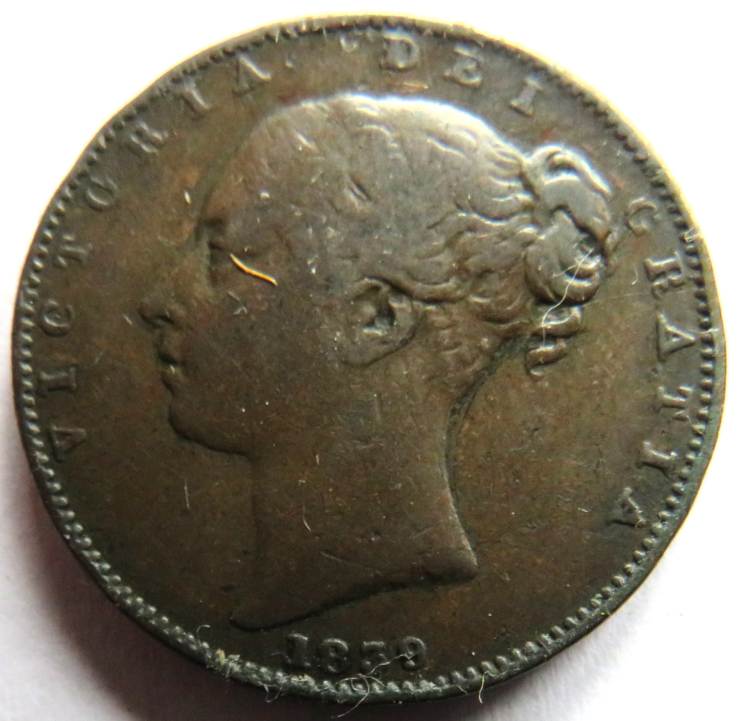 1839 Queen Victoria Young Head Farthing Coin - Great Britain