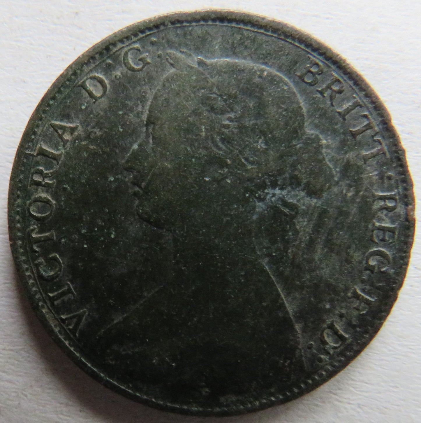 1861 Queen Victoria Bun Head Halfpenny Coin - Great Britain