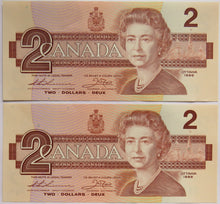 Load image into Gallery viewer, Pair of 1986 Canada $2 Banknotes Consecutive Numbers
