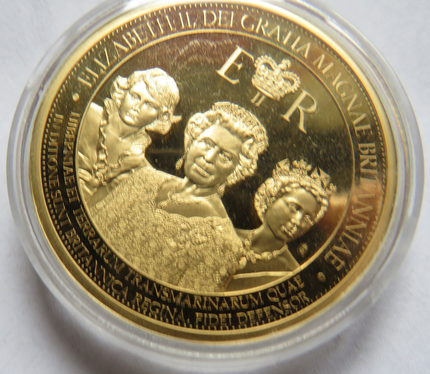 2017 Sapphire Jubilee of Queen Elizabeth Commemorative Coin