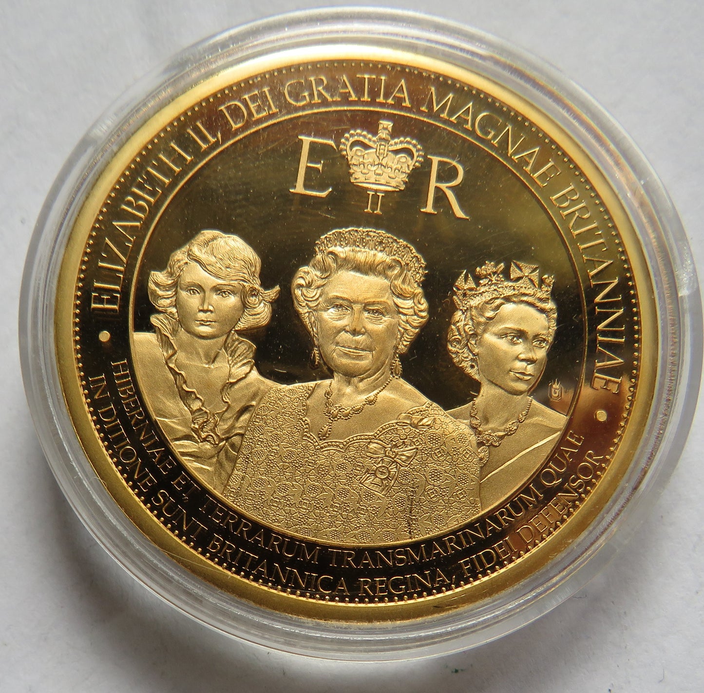 2016 90th Birthday of Queen Elizabeth Commemorative Coin