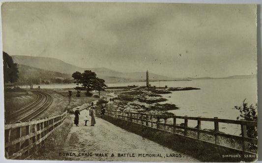 Vintage Postcard of Bowen Craig Walk & Battle Memorial, Largs, 1914