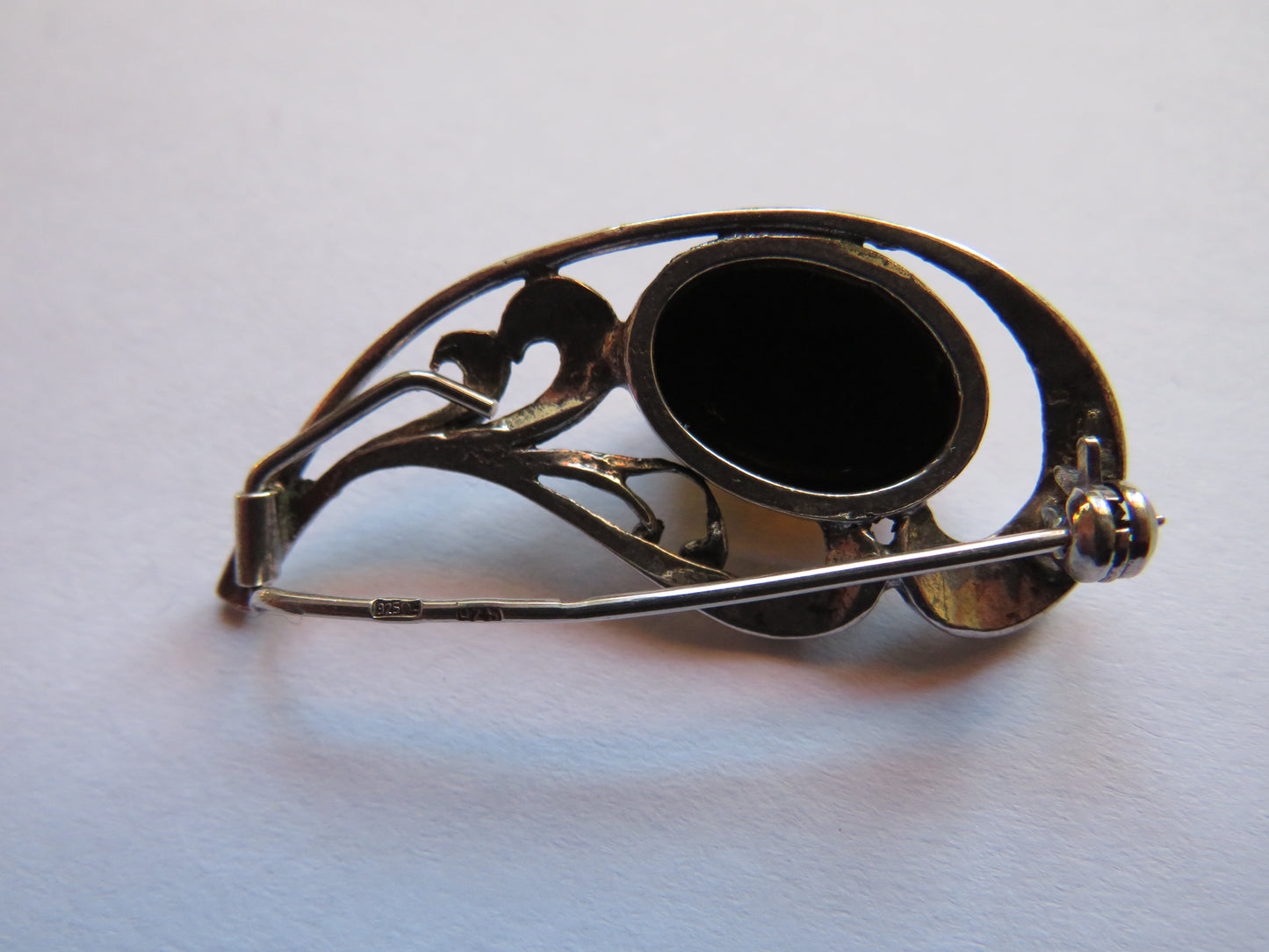 Sterling Silver & Amber Ladies Brooch