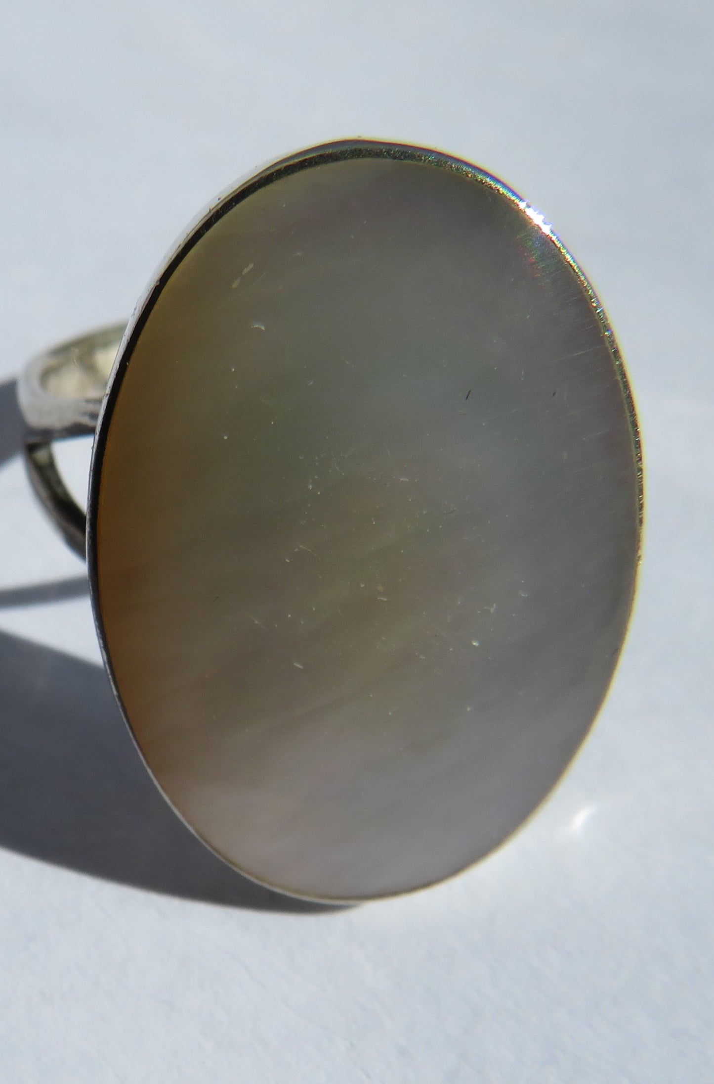 Ladies Sterling Silver & Mother of Pearl Ring - UK Size N & 1/2