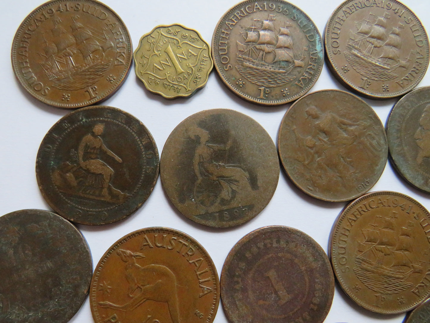 Small Lot of Old World Coins, France, Australia etc