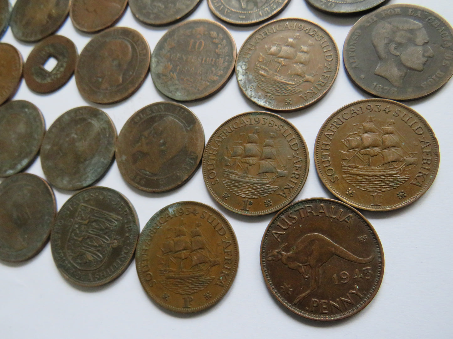 Small Lot of Old World Coins, France, Australia etc